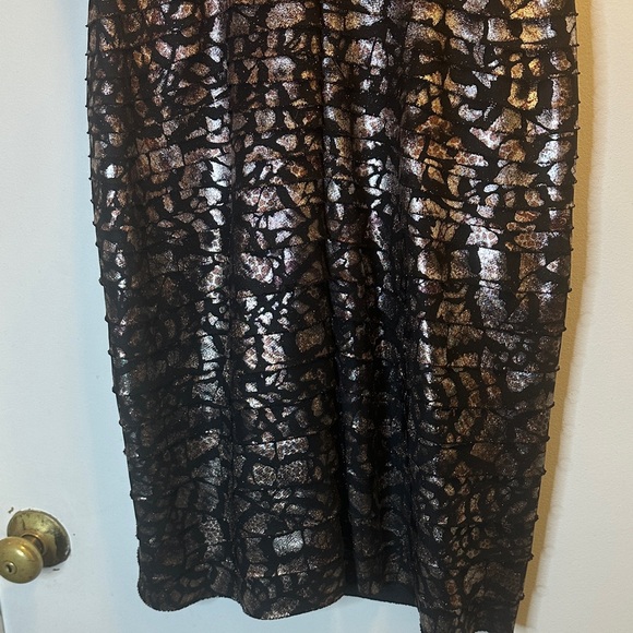 Elegant Black and Rose Gold Women's Dress - Picture 5 of 6